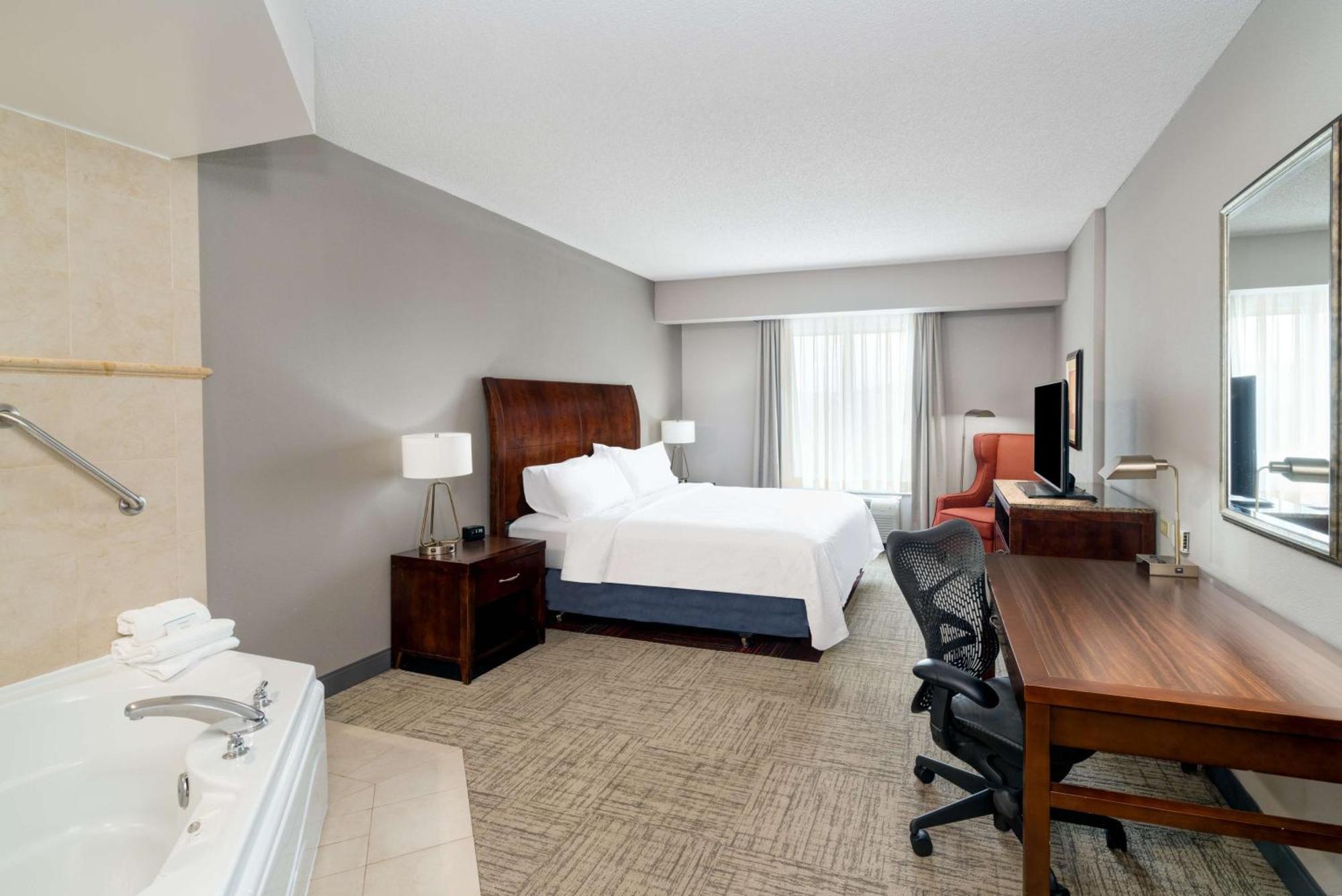 Hilton Garden Inn Augusta Exterior photo
