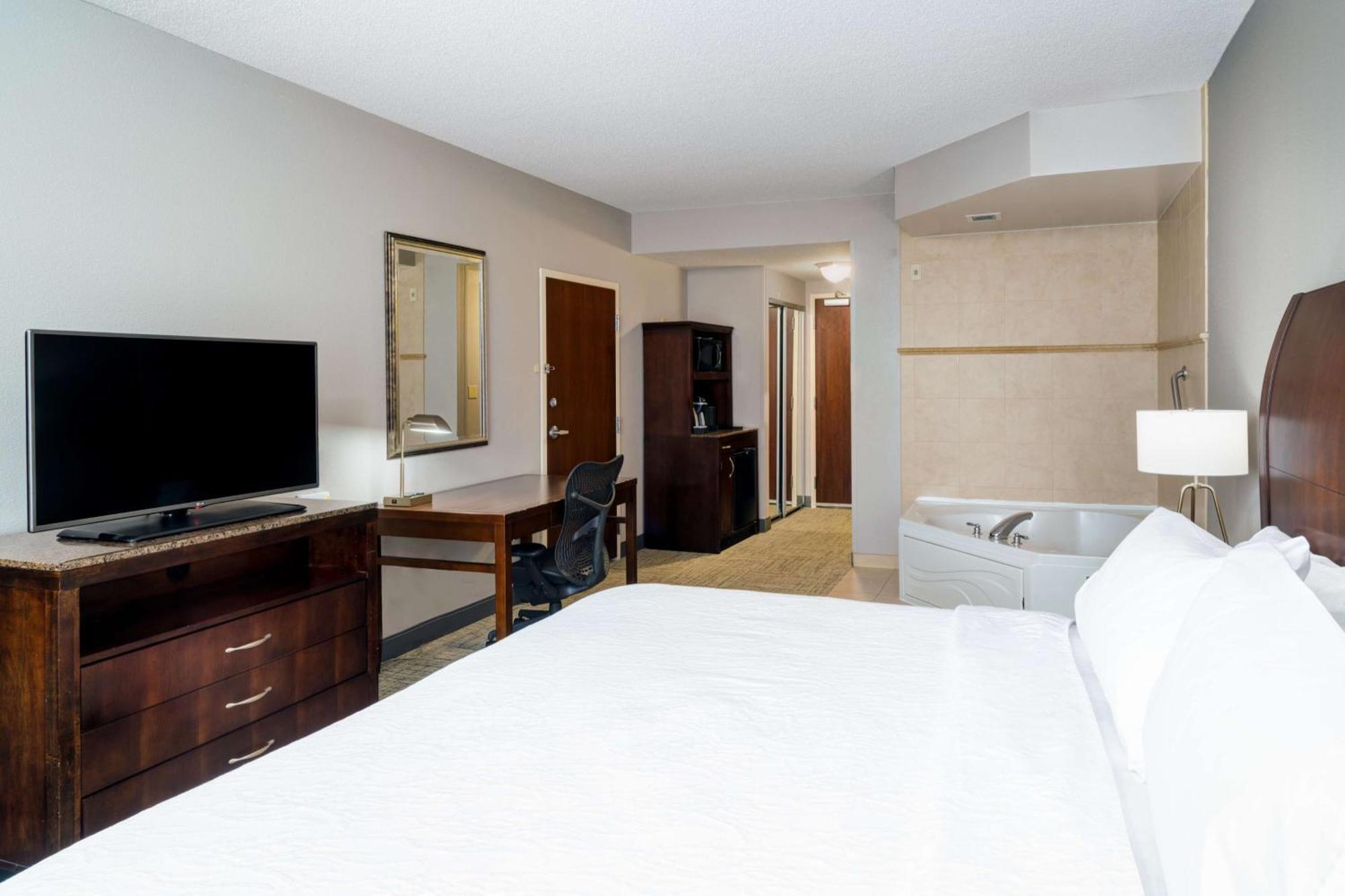 Hilton Garden Inn Augusta Exterior photo