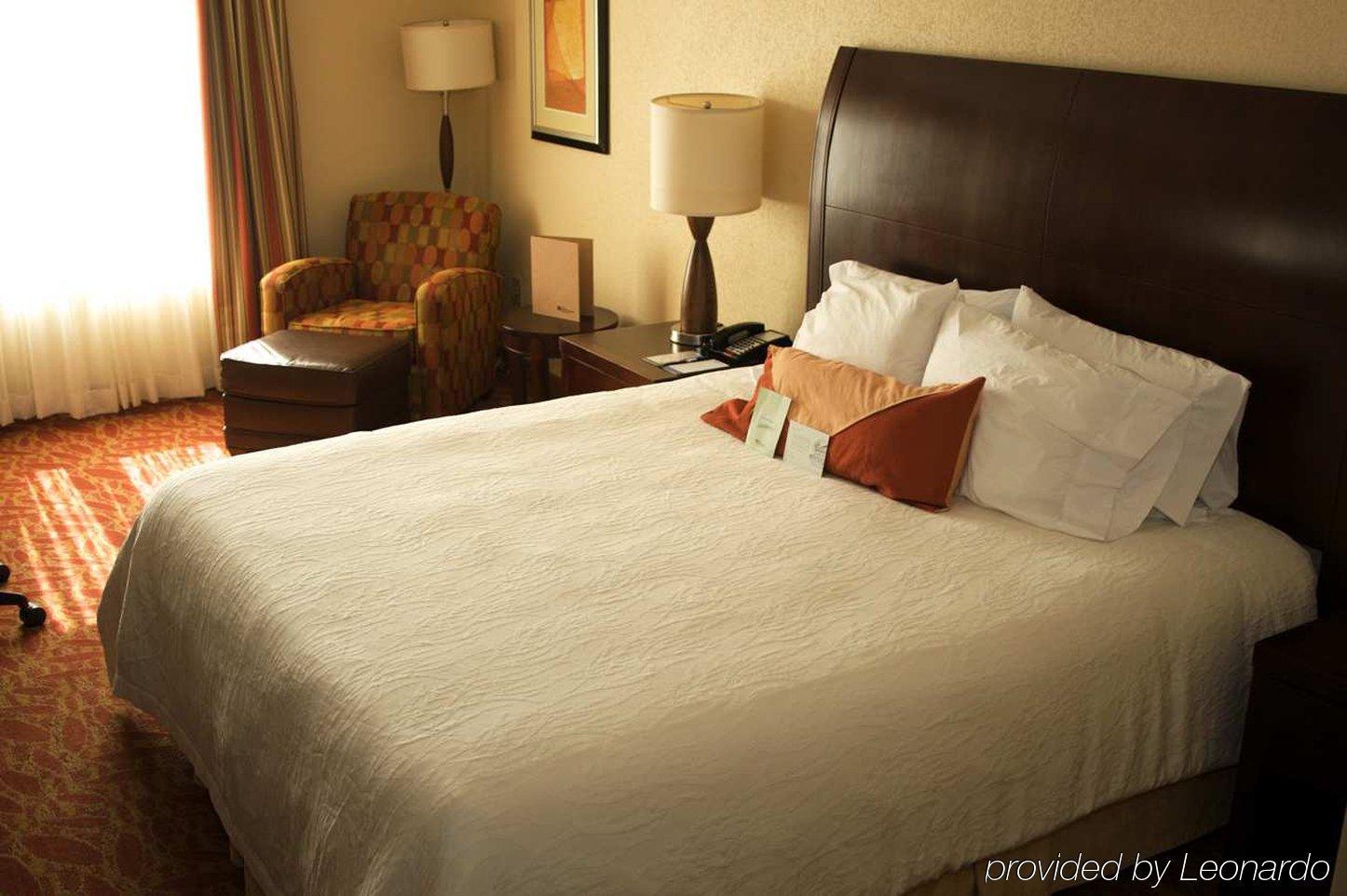 Hilton Garden Inn Augusta Room photo