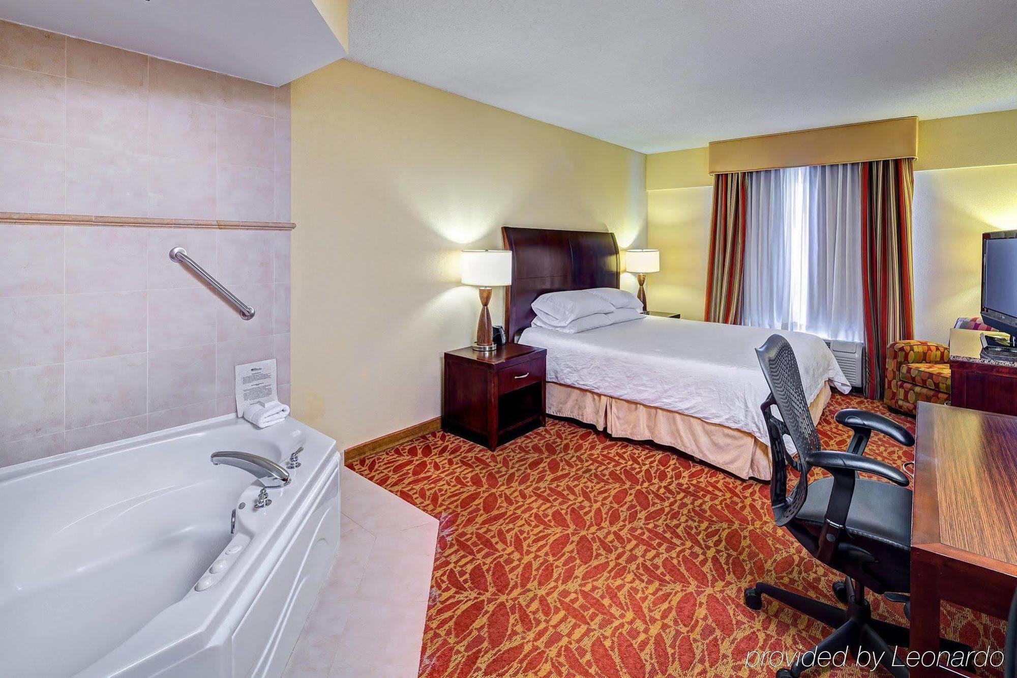 Hilton Garden Inn Augusta Exterior photo